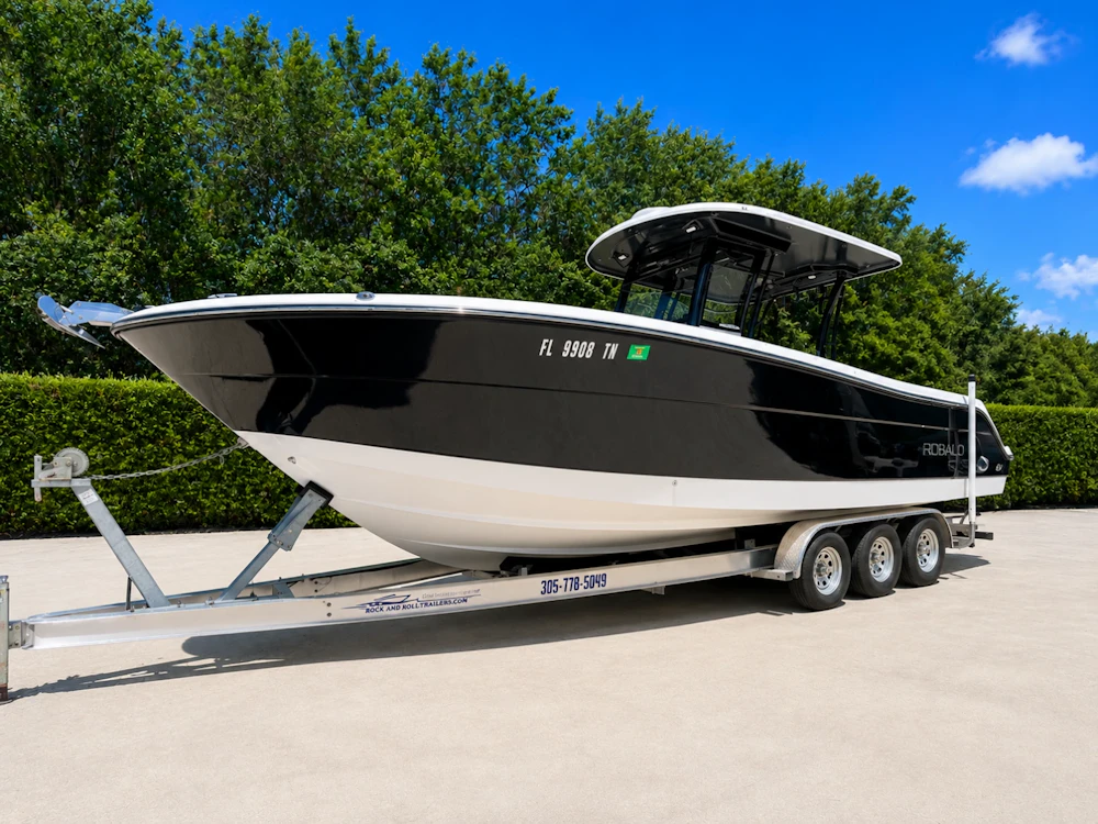 Robalo R302 Yacht For Sale