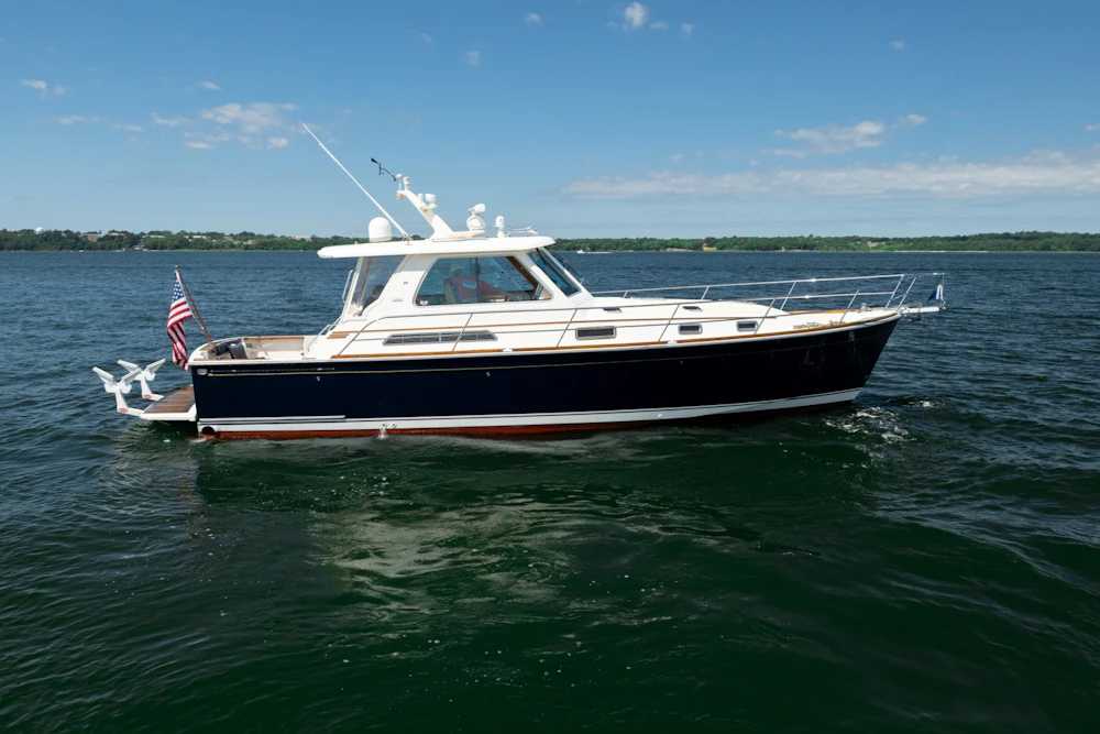 Sabre Hard Top Express Yacht For Sale