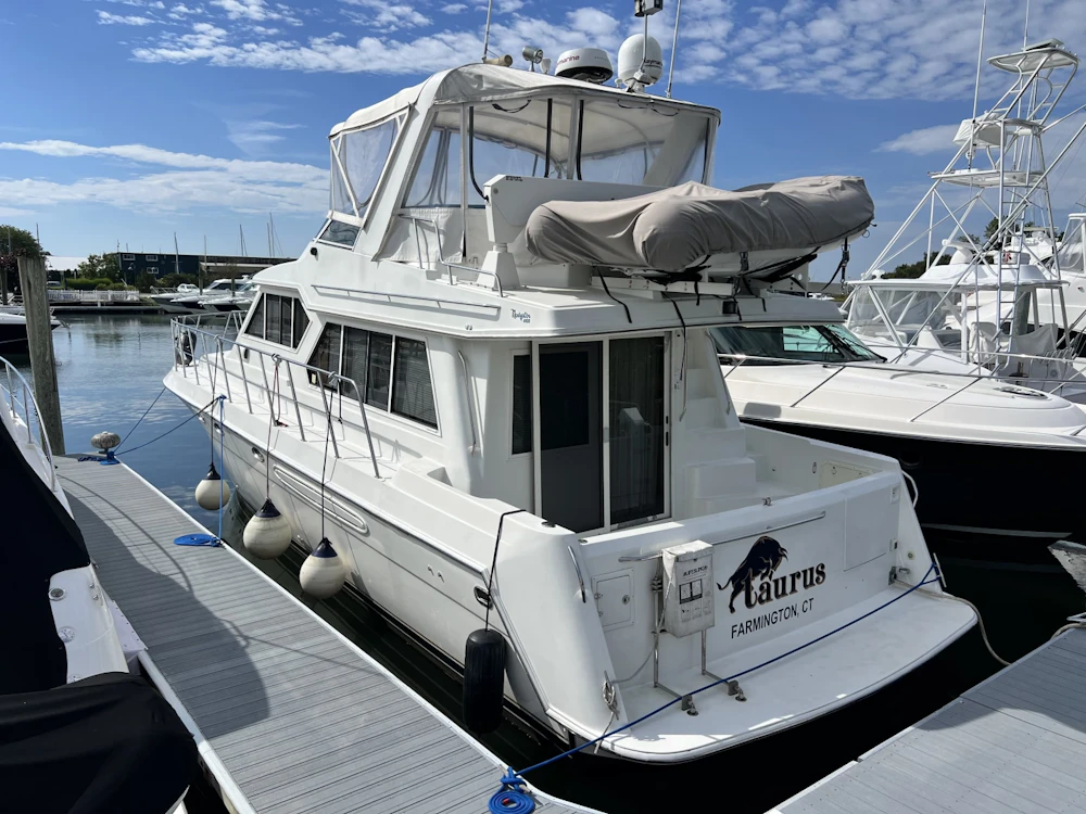 Navigator 4400 Yacht For Sale