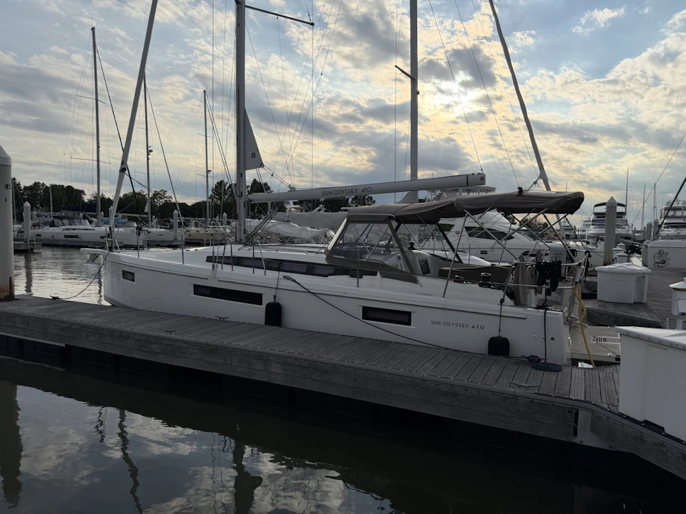 Jeanneau Sun Odyssey 410 Yacht For Sale