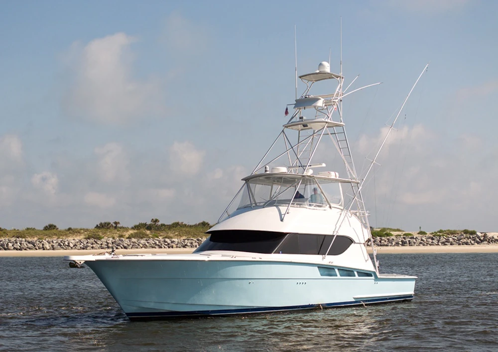Hatteras 55 Convertible Yacht For Sale
