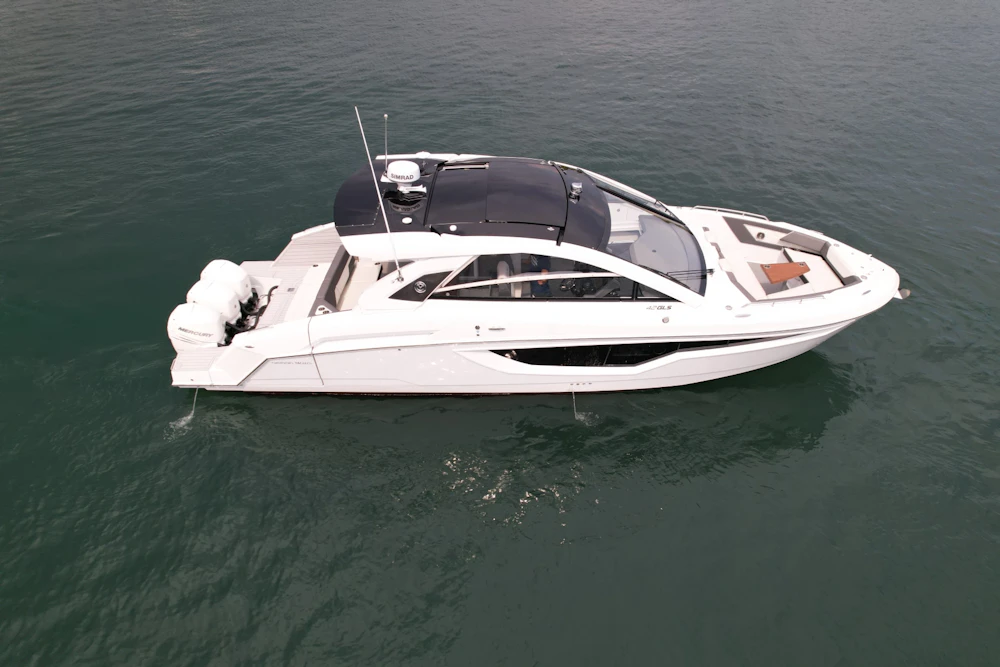 Cruisers Yachts 42 GLS OB Yacht For Sale