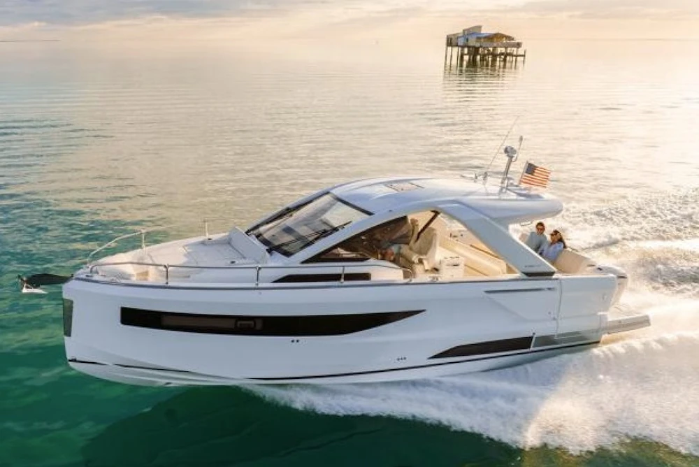 Jeanneau DB37 Yacht For Sale