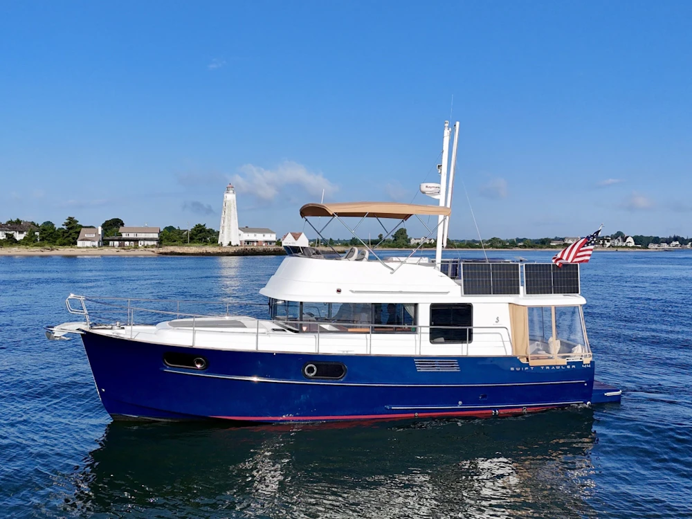 Beneteau Swift Trawler 44 Yacht For Sale