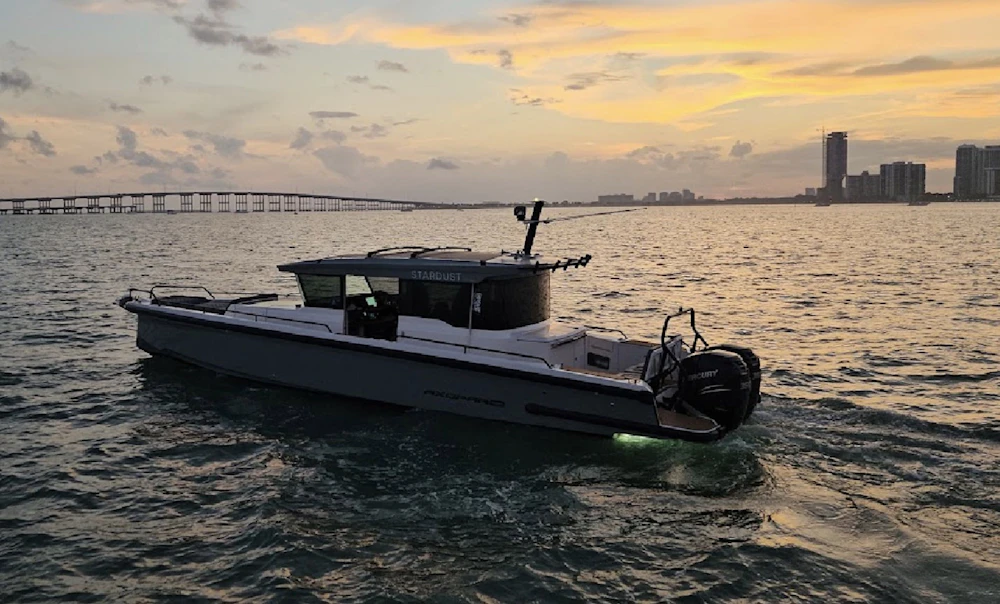 Axopar 37 XC Cross Cabin Yacht For Sale
