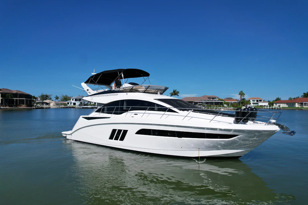 Sea Ray  Yacht For Sale