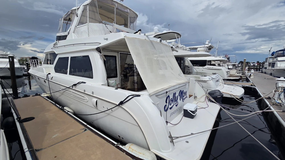 Navigator 5400 Yacht For Sale