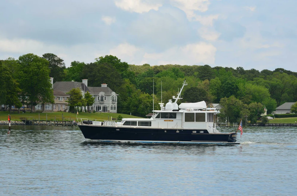Derecktor Hunt Motor Yacht Yacht For Sale