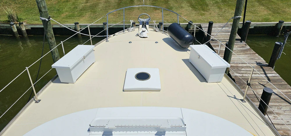 Derecktor Hunt Motor Yacht Yacht For Sale