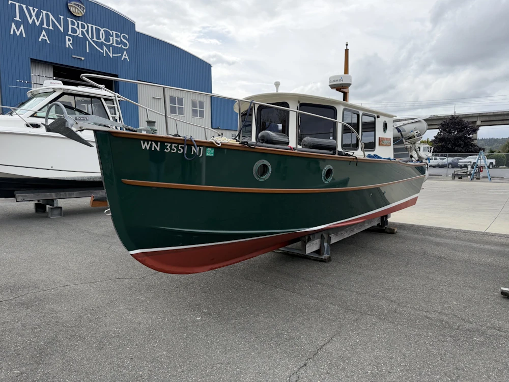 Devlin Surf Scoter 25 Yacht For Sale