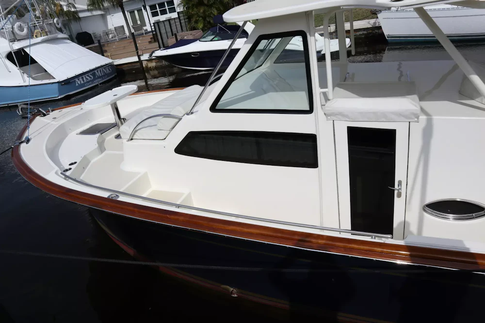 Marlow Prowler Havana 375 Yacht For Sale