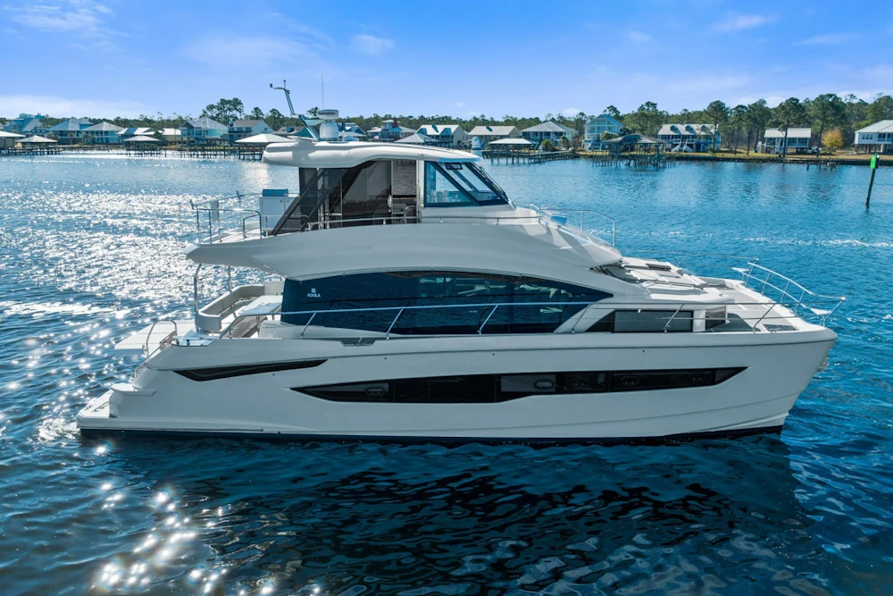 Aquila 54 Yacht Yacht For Sale