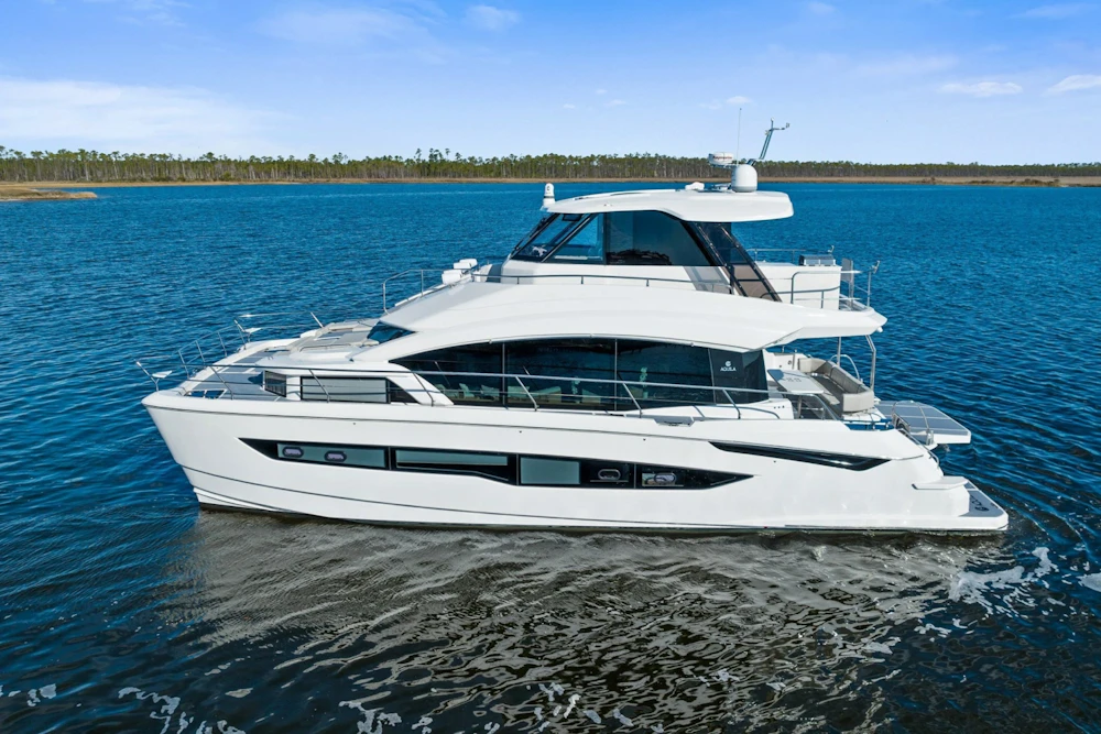 Aquila 54 Yacht Yacht For Sale