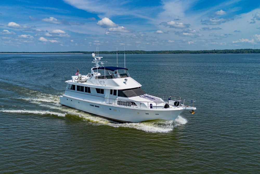 Hatteras 70 Cockpit Motor Yacht Yacht For Sale