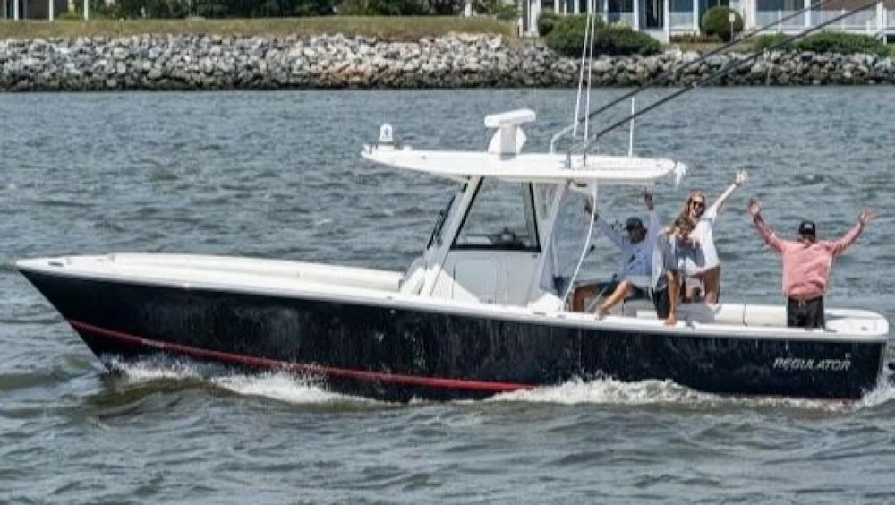 Regulator 31 Yacht For Sale