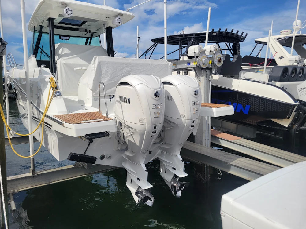Jeanneau Leader 10.5 WA Series 2 Yacht For Sale