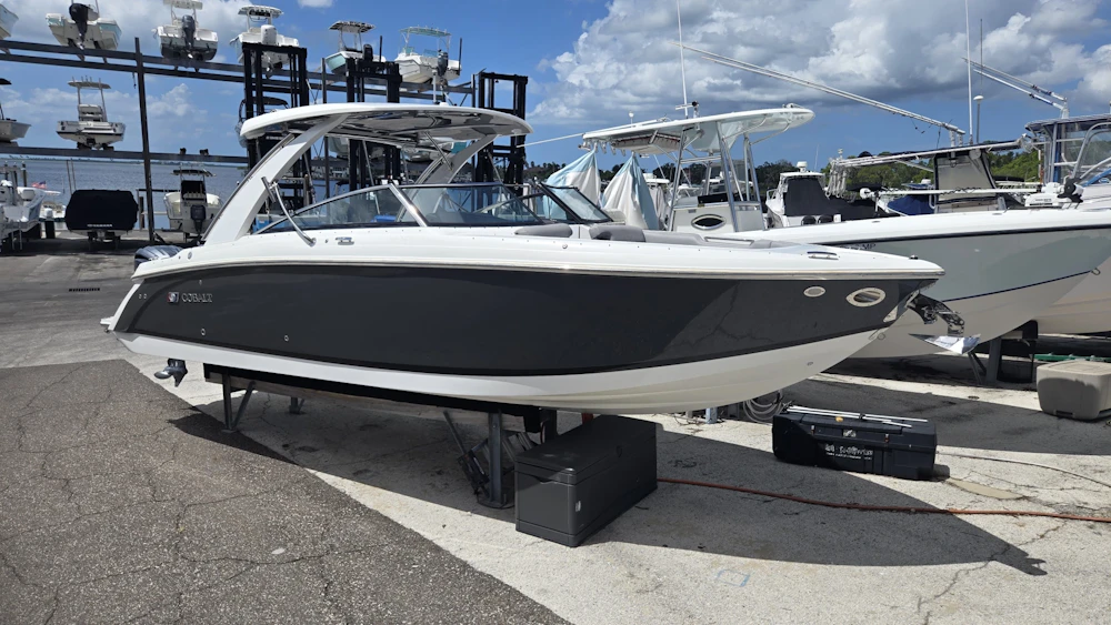 Cobalt 30SC Yacht For Sale