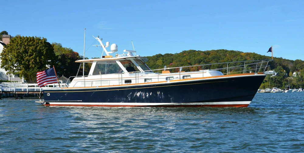 Grand Banks Eastbay HX Yacht For Sale
