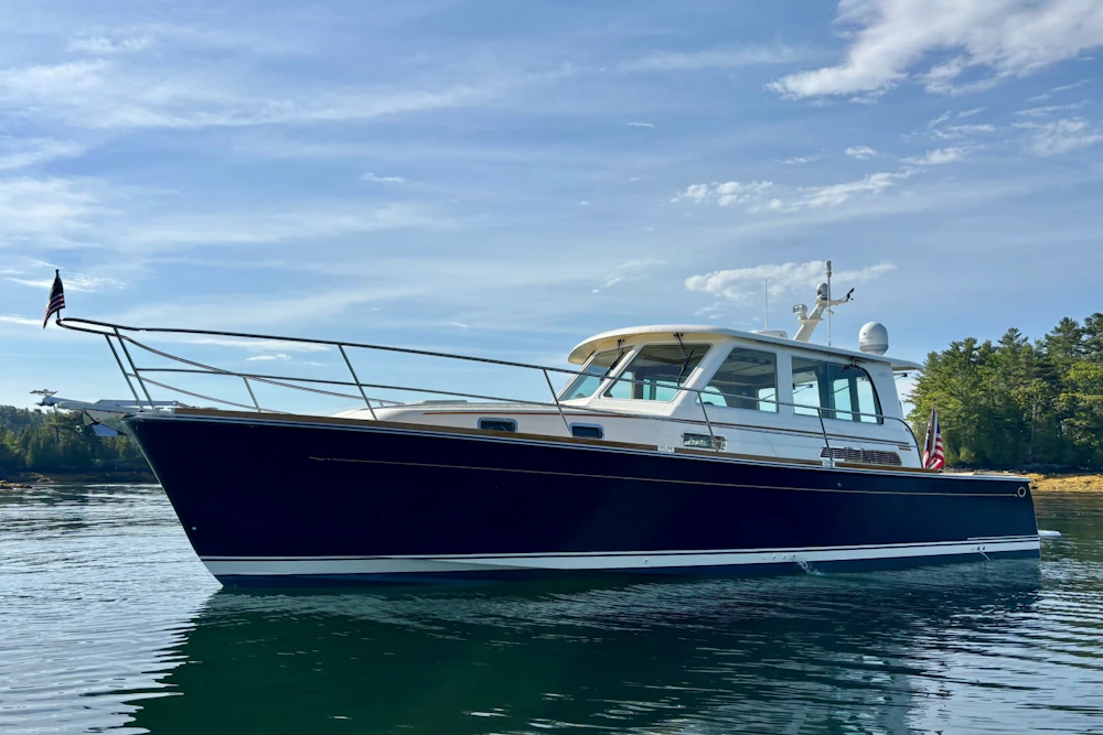 Sabre 40 Sedan Yacht For Sale