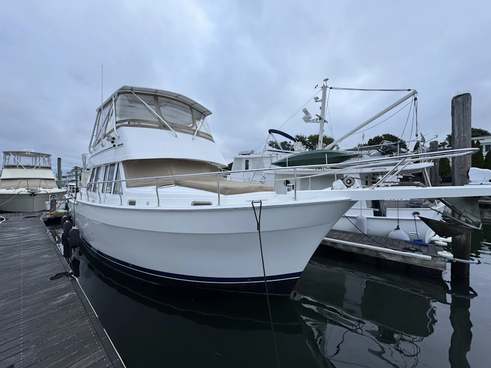 Mainship  Yacht For Sale