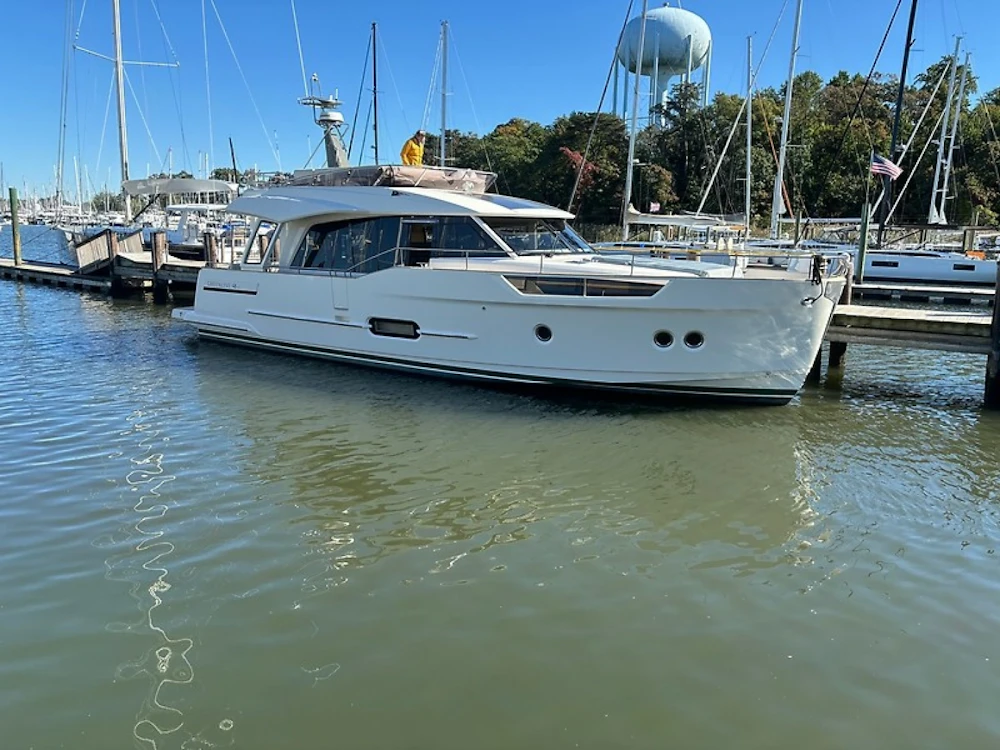 Greenline 48 Fly Hybrid Yacht For Sale