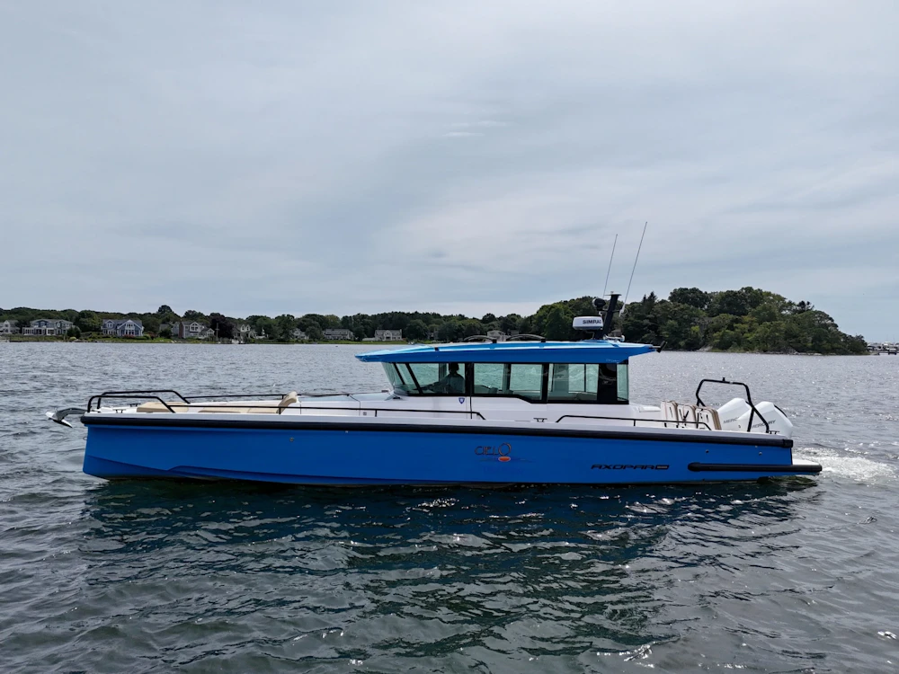 Axopar 37 XC Cross Cabin Yacht For Sale