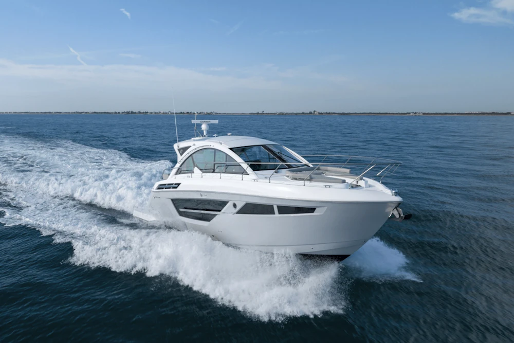 Cruisers Yachts 50 Cantius Yacht For Sale