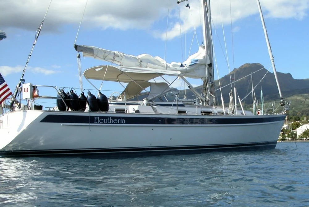 Hallberg-Rassy 43 Yacht For Sale