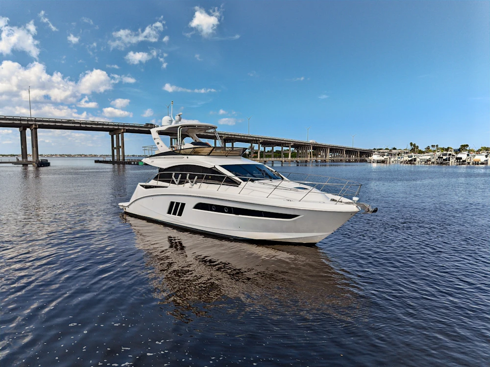 Sea Ray  Yacht For Sale