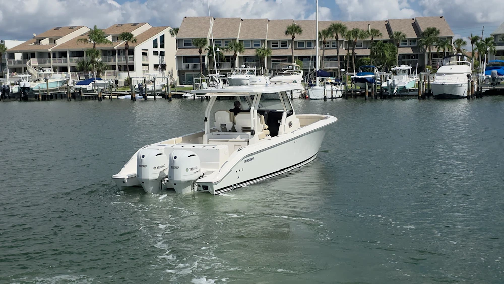 Pursuit 328 Sport Yacht For Sale