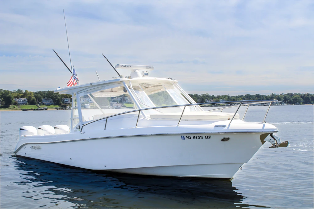 Everglades 350LX Yacht For Sale