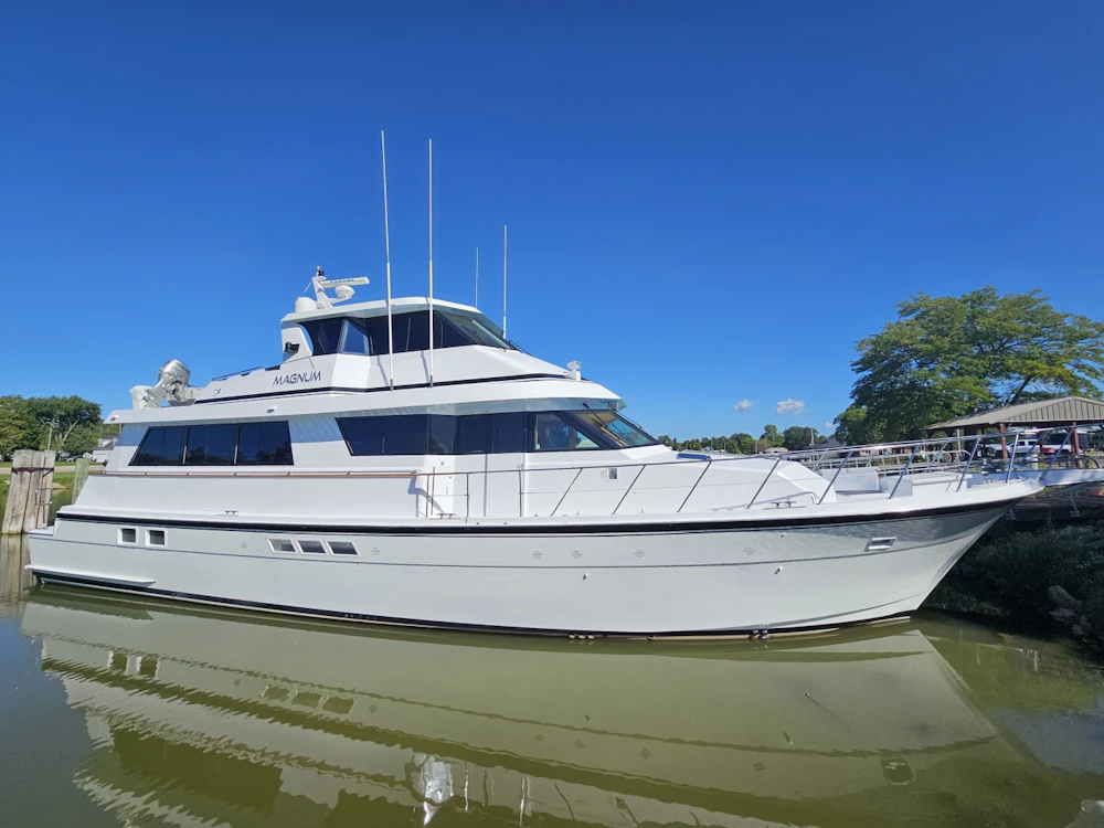 Hatteras 70 Cockpit Motor Yacht Yacht For Sale