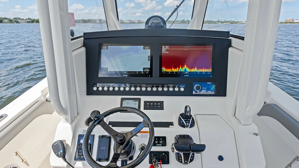 Regulator 31 Yacht For Sale