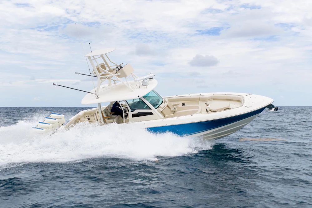 Boston Whaler 380 Outrage Yacht For Sale