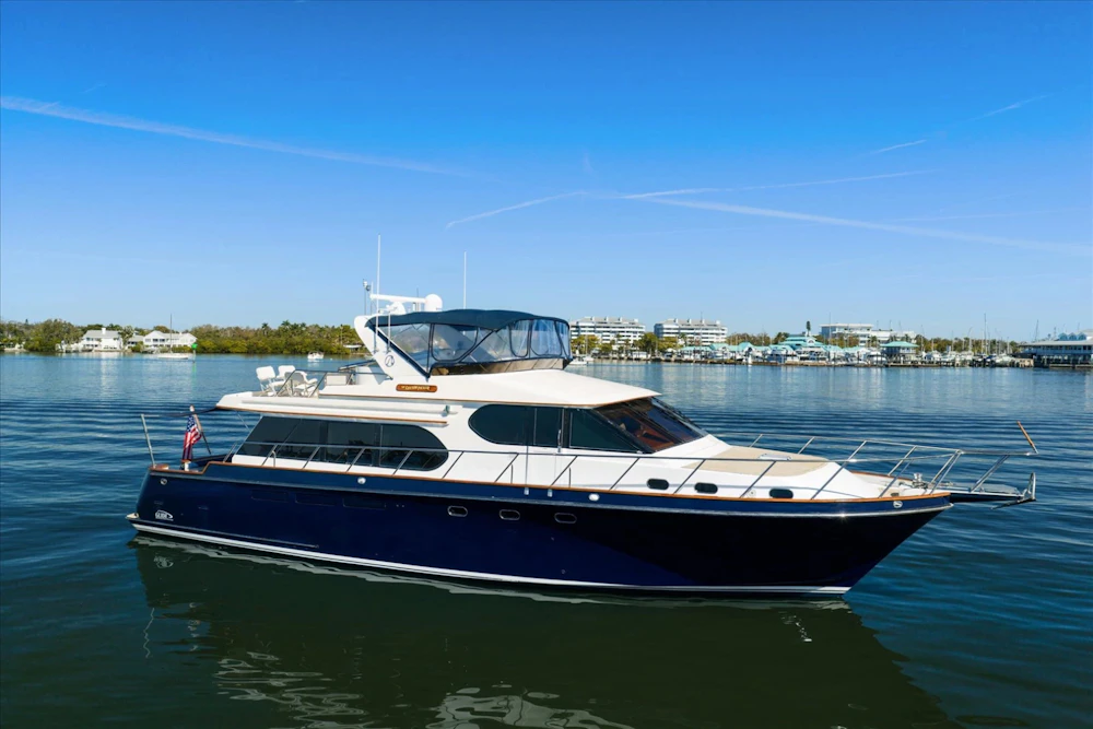 Ocean Alexander Pilot House Yacht For Sale