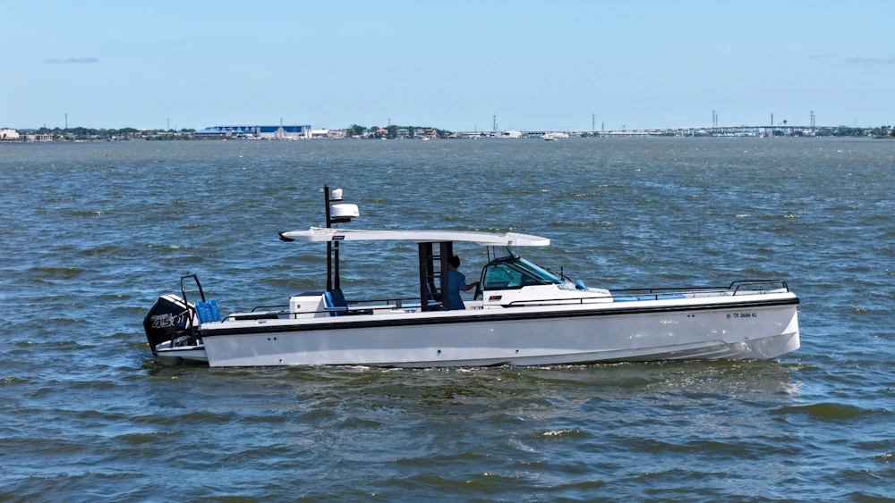 Axopar 37 Sun Top Yacht For Sale