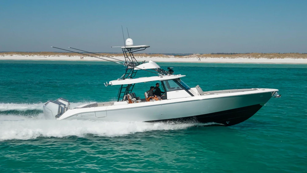 Everglades 455 Center Console Yacht For Sale