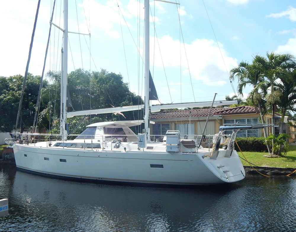 Amel 55 Yacht For Sale