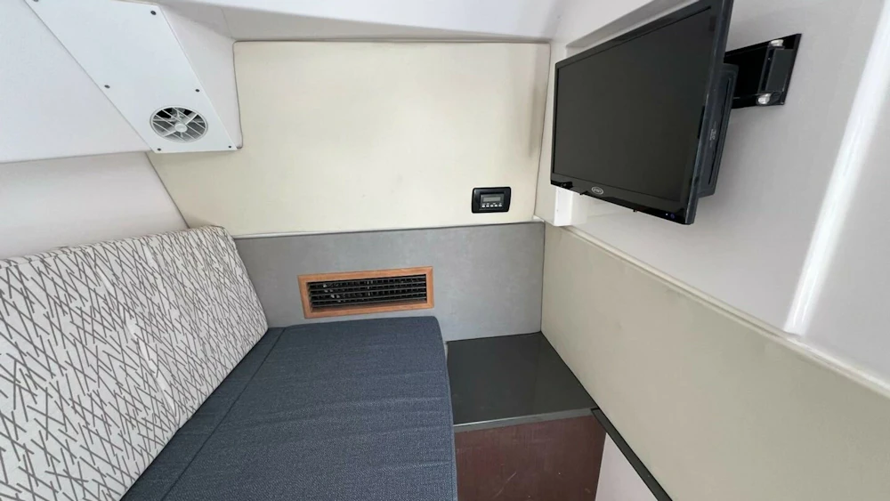 Everglades 340 Dual Console Yacht For Sale