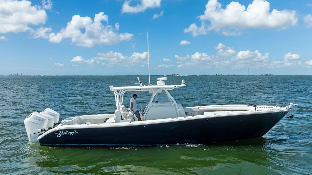Yellowfin 39 Center Console  Yacht For Sale