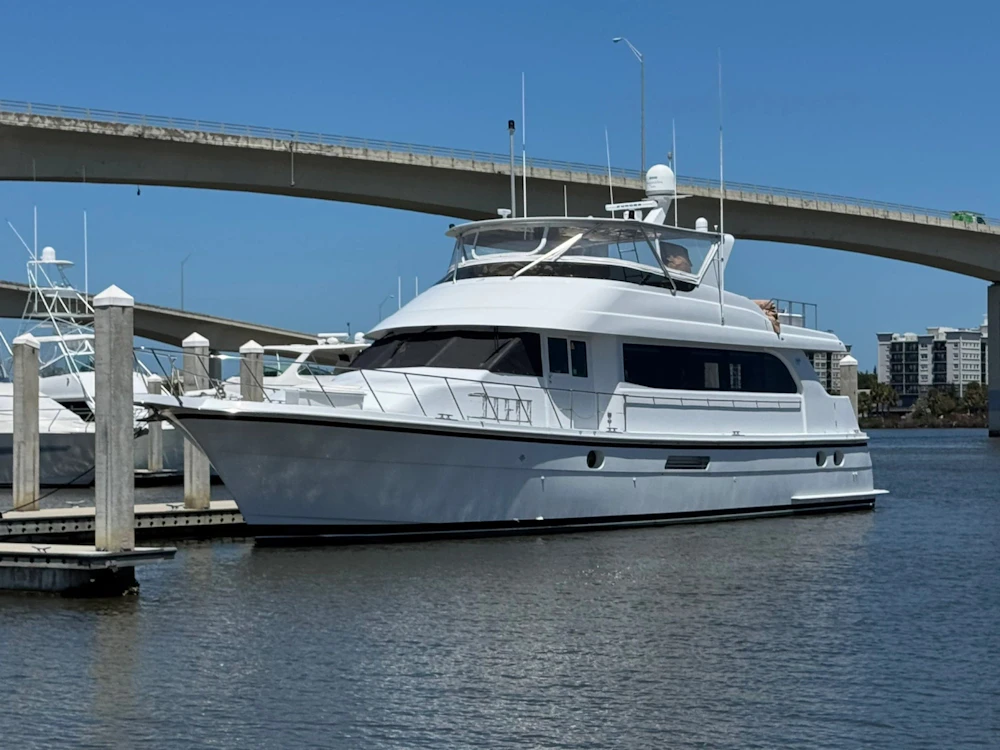 Hatteras 75 MY Yacht For Sale