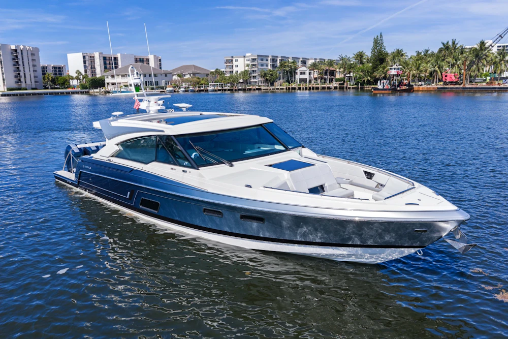 Formula 500 Super Sport Crossover Yacht For Sale