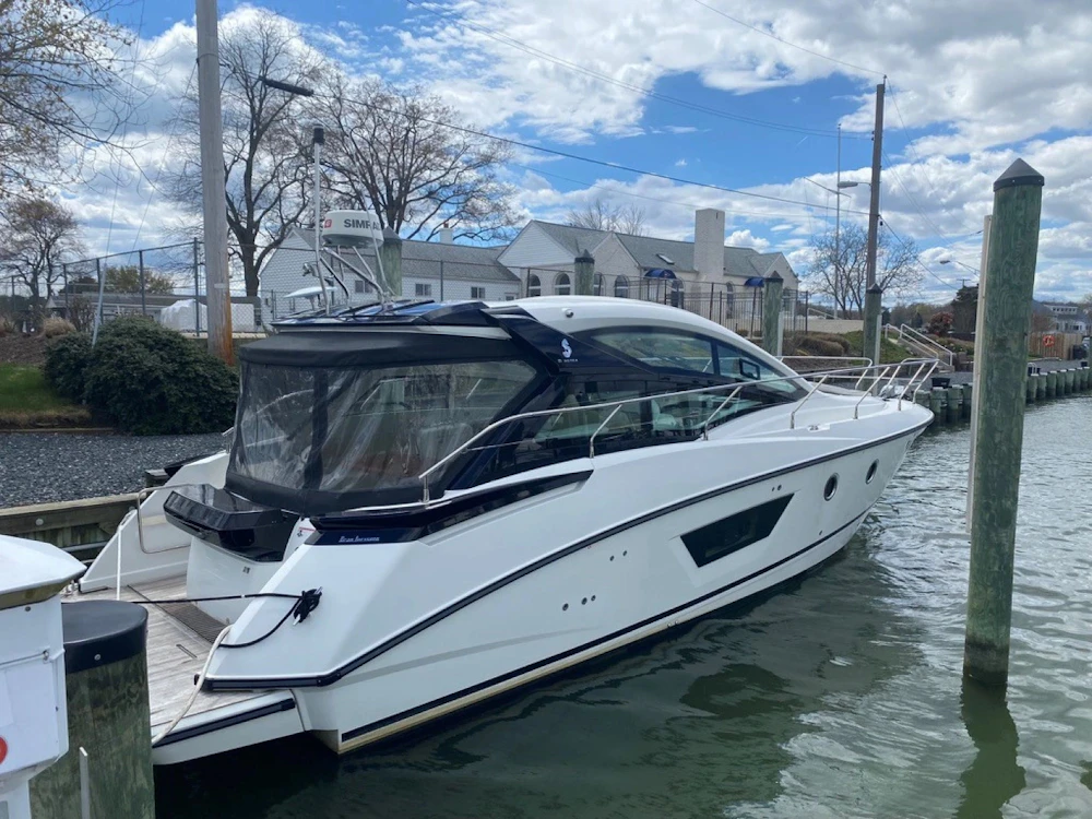 Beneteau Gran Turismo 40 Yacht For Sale