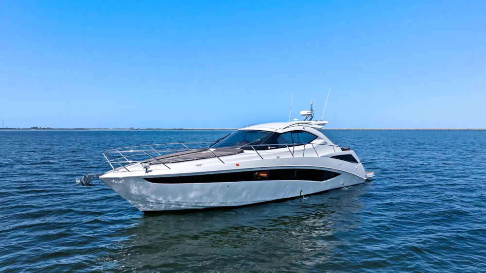 Galeon 385 HTS Yacht For Sale