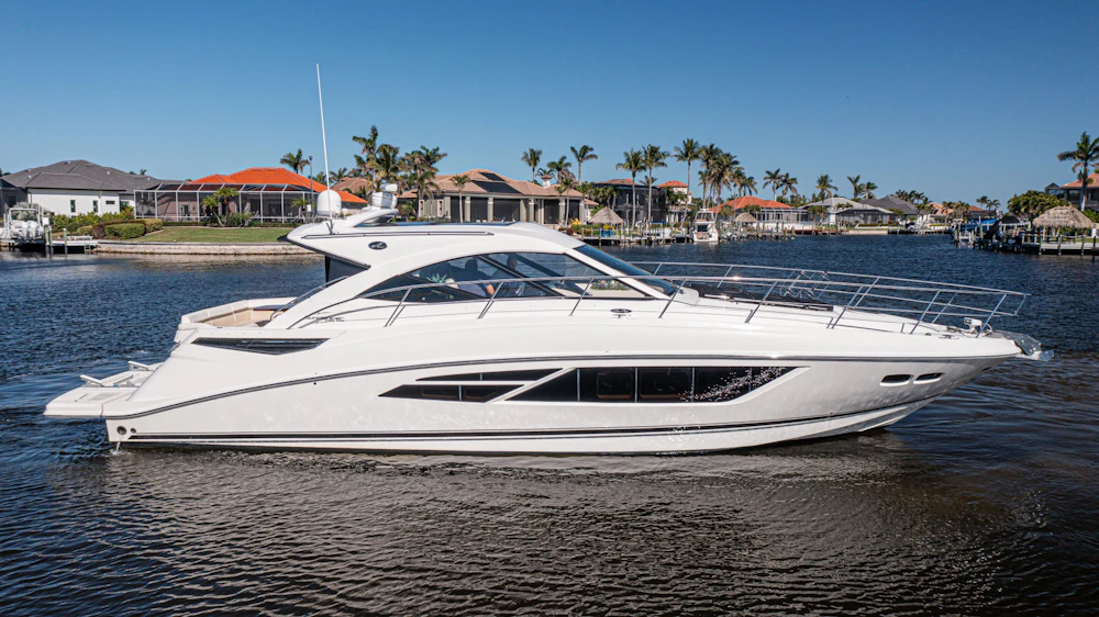 Sea Ray Sundancer 510 Yacht For Sale