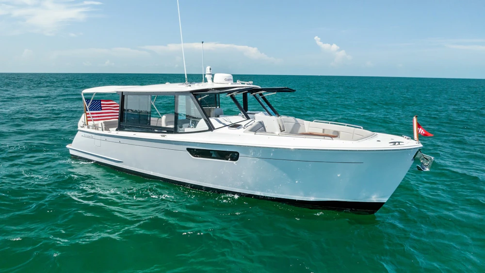 MJM M3 Yacht For Sale