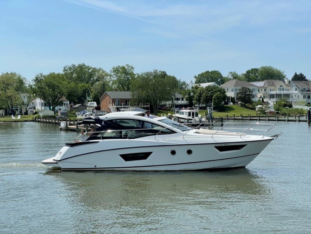 Beneteau Gran Turismo 40 Yacht For Sale