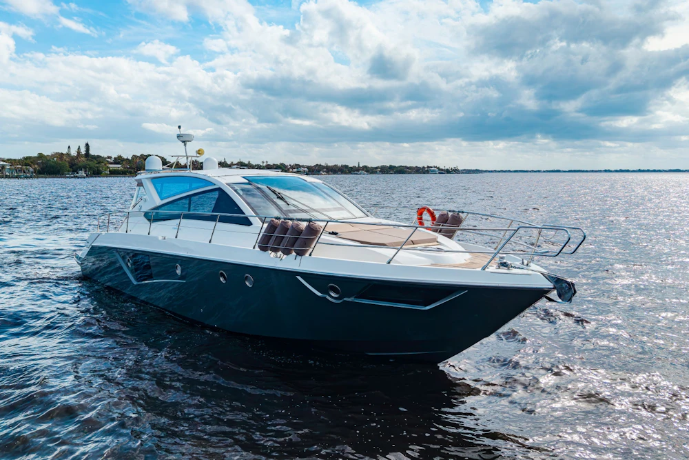 Cranchi 56 ST Yacht For Sale
