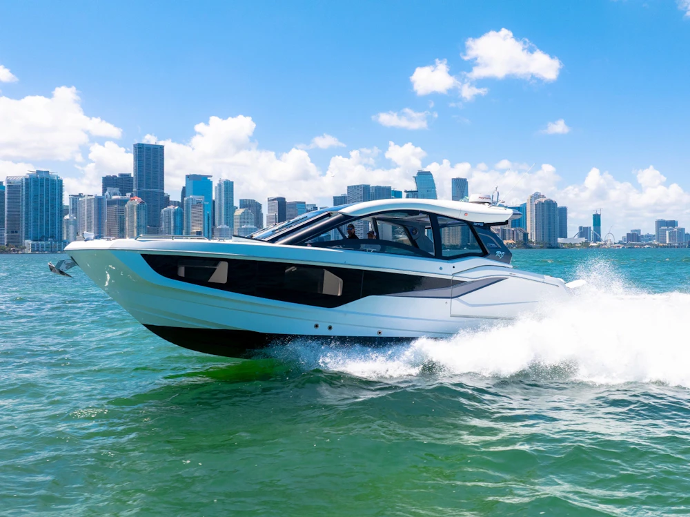 Galeon 375 GTO Yacht For Sale