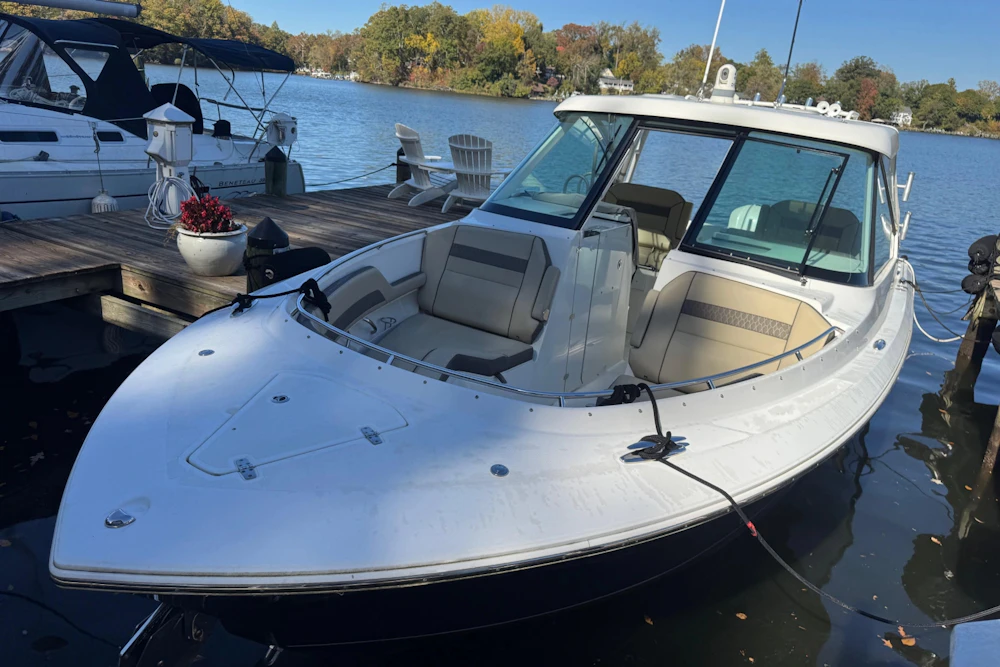 Pursuit DC 325 Dual Console Yacht For Sale